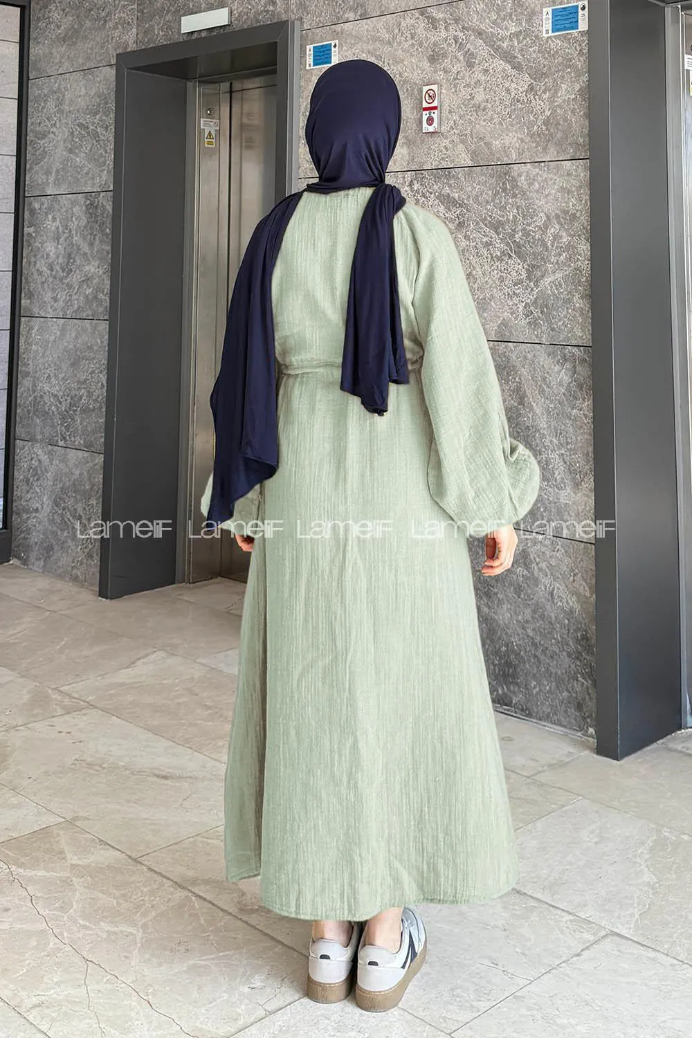 Lamelif Balon Kol Bağlamalı Tesettür Elbise Çağla Yeşili - 4